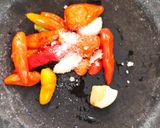 Foto langkah ke 3 dari resep Sambal Bawang Pedas Mantab.