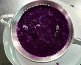 Une image de l'étape 1 de Panna cotta aux myrtilles.