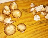 Foto del paso 2 de la receta: Filetes de pechuga de pollo a la crema de champiñones