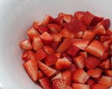 Foto del paso 2 de la receta Fresas con leche evaporada