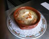Foto del paso 3 de la receta Sopas de cebolla gratinada del Restautante las Rejas Jimena