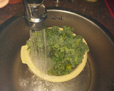 Foto del paso 2 de la receta: Chips de kale sabrosos, saludables y fáciles de preparar