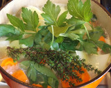 Foto del paso 2 de la receta: Crema de judías y zanahoria al aroma de tomillo y pimienta rosa