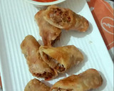 वेज स्प्रिंग रोल(veg spring roll recipe in hindi) रेसिपी चरण 4 फोटो