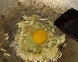 Foto langkah ke 4 dari resep Nasi Goreng Habang / Nasi Goreng Merah.