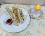 A picture of step 2 of Chicken cheese grilled sandwiches.