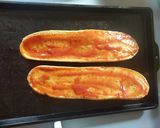 A picture of step 4 of Garlic bread pizza.