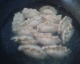 Foto langkah ke 5 dari resep Simple gyoza.