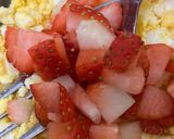 Gambar langkah 2 resipi Salad Telur.