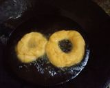 Foto langkah ke 4 dari resep Donat ubi jalar.