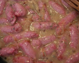Foto del paso 3 de la receta: Salchichas de pollo al vino