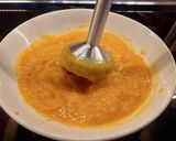 Foto del passaggio 1 della ricetta Strudel salato con zucca, salsiccia e provola
