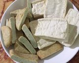 Hình bước làm 1 của món Đậu hũ kho chả cá