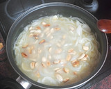 Foto del paso 5 de la receta: Jamoncitos de pollo en salsa de almendras con papas cocidas
