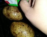 Foto langkah ke 4 dari resep Baked Potato and Cheese.