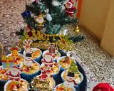 A picture of step 6 of Christmas special vanilla tutti fruti cup cakes.
