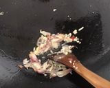 Foto langkah ke 2 dari resep Tumis Labu Siam Telur.