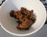 Une image de l'étape 1 de Gâteau au yaourt, miel et chocolat.