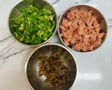 剝皮辣椒PIZZA（免揉麵團）的食譜步驟1照片