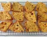 Foto langkah ke 19 dari resep Turmeric Curry Leaves Sourdough Bread.