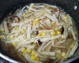 Hình bước làm 3 của món Soup bắp nấm chay