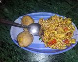 A picture of step 2 of Aloo Bhel.