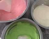 Foto langkah ke 3 dari resep Bolu Kukus Semangka.