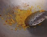 Foto langkah ke 3 dari resep Soto ayam bumbu kuning.