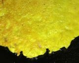 A picture of step 3 of Besan Chilla.