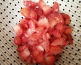 Une image de l'étape 1 de Milkshake groseilles fraises orange.