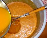 Foto langkah ke 4 dari resep Bolu Karamel a. k. a Sarang Semut.