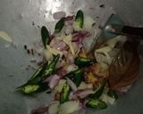 Foto langkah ke 2 dari resep Udang brokoli cabai hijau.