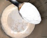 Foto del paso 2 de la receta: Torta esponjosa con leche condensada