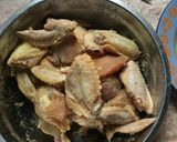 Hình bước làm 2 của món Gà Rán KFC