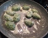A picture of step 6 of Gnudi with Gorgonzola Cream.