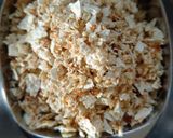 उडदाच्या पापडचा चुरा (uddachya papadcha chura recipe in marathi) रेसिपी स्टेप 3 फोटो