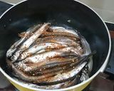 Hình bước làm 2 của món Cá trứng kho củ nén