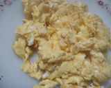 Foto del paso 2 de la receta: Huevos revueltos!!
