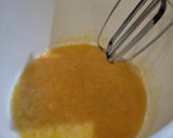 Foto langkah ke 2 dari resep Bolu Karamel Kukus.