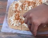 A picture of step 1 of Potato Pocket Pizza.