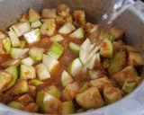 A picture of step 7 of Lauki ki sabzi.