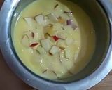 A picture of step 3 of Fruit custard.