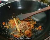 Foto langkah ke 3 dari resep Rebung Rebon Kuah Kuning.