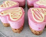 A picture of step 4 of Individual Raspberry-Pistachio Bavarois.