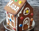 A picture of step 13 of Gingerbread House.