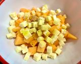 Foto del passaggio 1 della ricetta 225 • Insalata di melone e pecorino stagionato del casaro 🐑🐑🐑