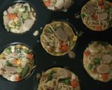 Foto langkah ke 3 dari resep Martabak Telur Mie enak sehat non msg.