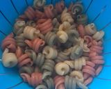Foto del paso 4 de la receta: Trottole tricolor con gambas 🦐