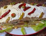 Foto del paso 10 de la receta: PIONONO RELLENO DE JAMÓN SERRANO, HUEVO, ACEITUNAS, Y MORRÓN 🥰🥰🥰😋😋😋😋