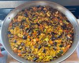 A picture of step 7 of Vegetable Paella.